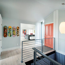 STAIRS/BANISTER