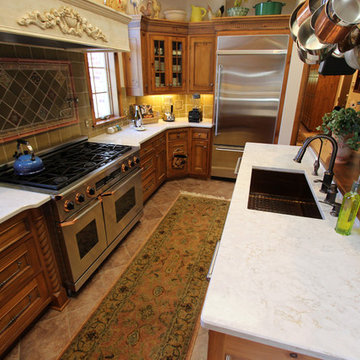 Silestone Countertops on Existing Kitchen Cabinets ~ Akron, OH