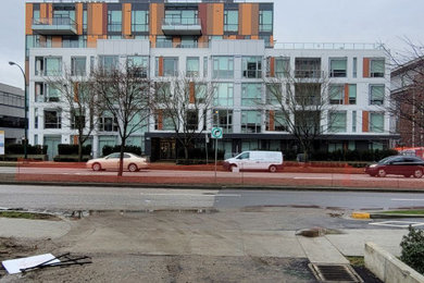 Exterior home photo in Vancouver