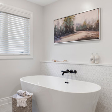 Blue Beauty - Ensuite