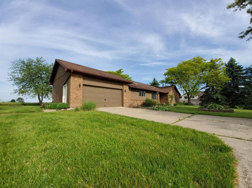 1990's Brown Boring Ranch