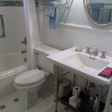 Heights W. 17th St. Bath Remodel