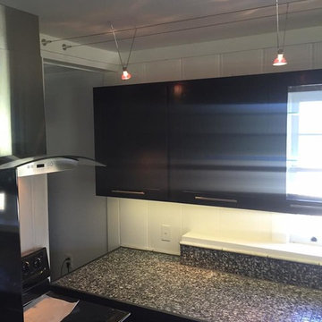 Renovation of Historical home with emphasis on retro 60's Japanese tile