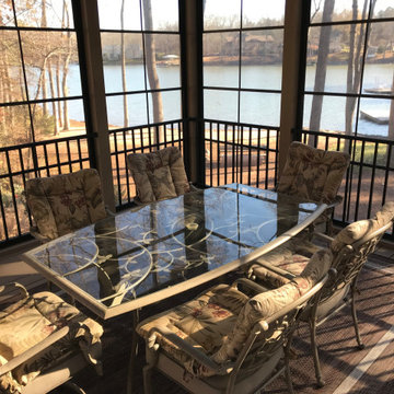 Deck & Screened Gazebo Overlooking the Lake