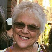 Debbie Simmonss foto