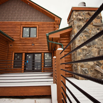 Lakeshore Log Home
