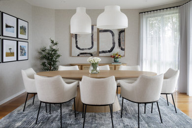 Design ideas for a contemporary dining room in Gold Coast - Tweed.