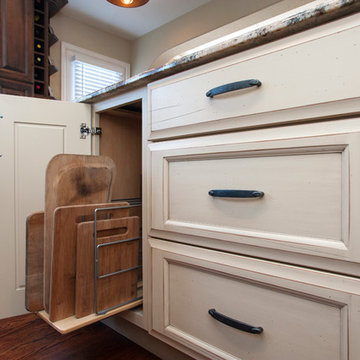 Lodge Kitchen - Rustic Beech