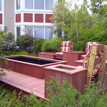 Traditional Outdoor Living