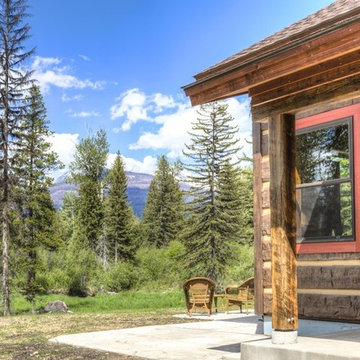 Condon, Montana Cabin