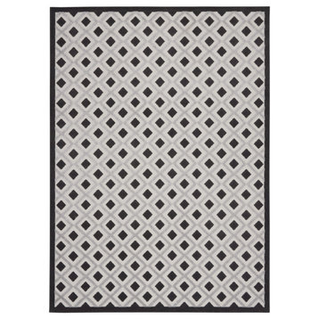 7' X 10' Black And White Geometric Indoor Outdoor Area Rug