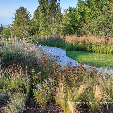 Un giardino collinare in stile Dutch Wave