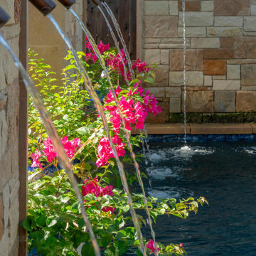 Pool Fountains - Water Feature