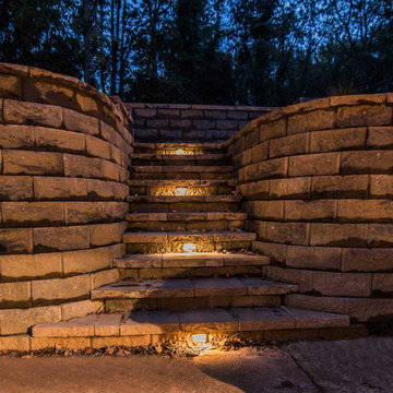 Paver Patio with Retaining Wall