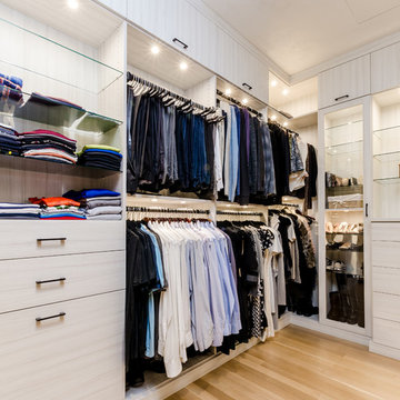 Chelsea Walk-in Closet