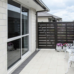 Premier Brick Country in White - Products