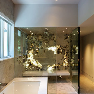 360 Degree Master Suite