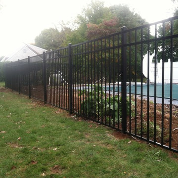Wallingford | Aluminum Pool Fence