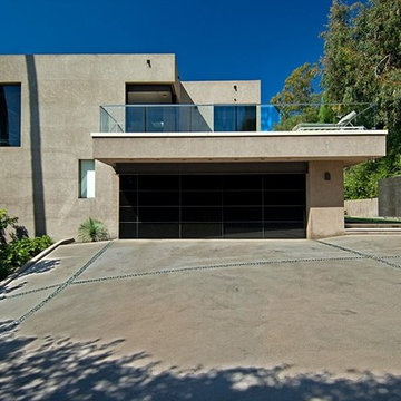 Cordell Drive Hollywood Hills modern home exterior