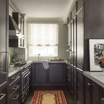 NYC Antique European Pied-à-terre
