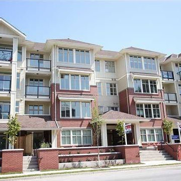 Condo for Sale! 402 - 2330 Shaughnessy $294,500