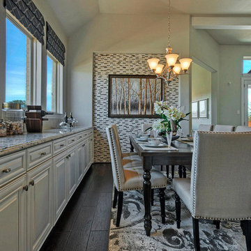 Tile wall in Dining Room