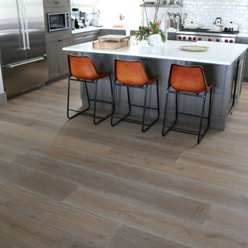 Distressed Wide Plank/Wellington