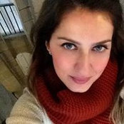 Esra Halvaşis foto
