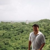 Yu Khan's photo