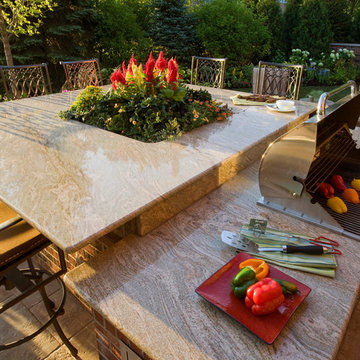 Grills and Outdoor Kitchens