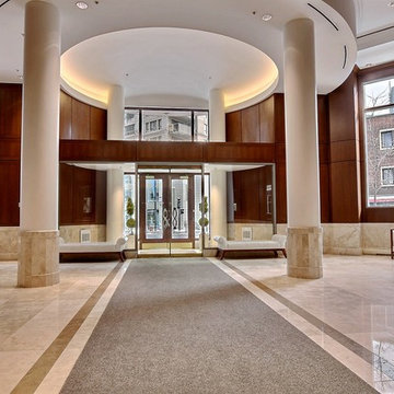 Downtown Montreal High-End Condo