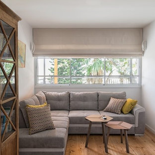 Inspiration for a contemporary home cinema in Tel Aviv.