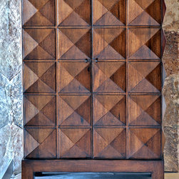 384 Kasai Cabinet - Productos
