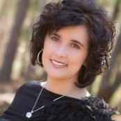 Julie Fitts Queen's photo