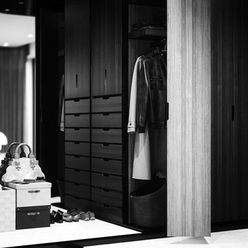 BLACK HOUSE | Conversion