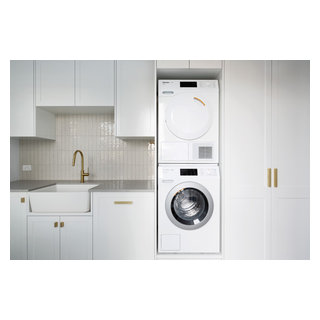 Waters Edge Custom - Beach Style - Laundry Room - Sydney - by NJR ...