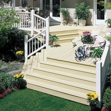 Flood Wood Care: Bright solid stain on steps and railings
