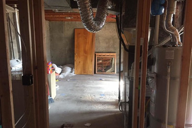 Example of a mid-sized trendy utility room design in Salt Lake City