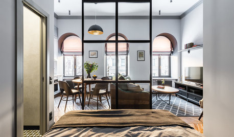Russia Houzz Tour: A Communal Room Transformed Into a Glam Studio