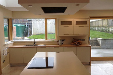 Modern & Contempory Fitted Kitchen