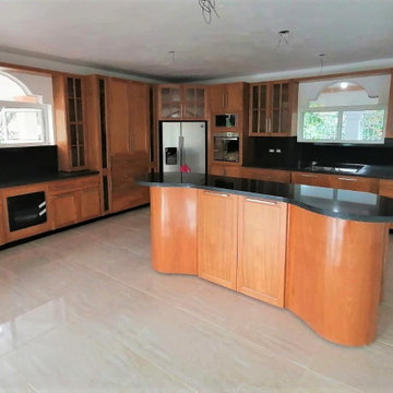 Contemporary oak kitchen cabinets design