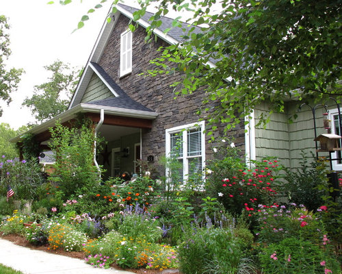 Best Front Yard Design Ideas & Remodel Pictures | Houzz - SaveEmail