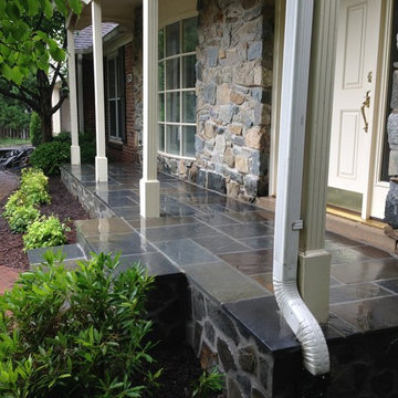 Front stoop and bring walkway