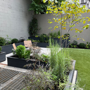 Williamsburg Terrace Garden