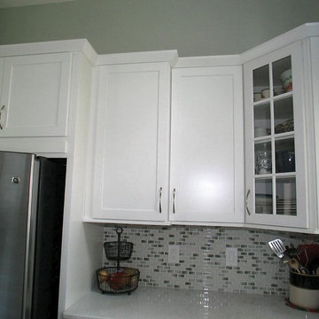 Wall Cabinets [Staggered Depth Transition]