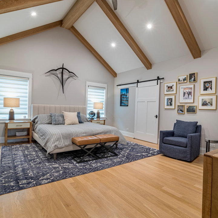 Vaulted Ceiling and Wainscoting Bedroom Ideas - November 2025 | Houzz