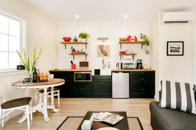 Kitchen - shabby-chic style kitchen idea in Los Angeles