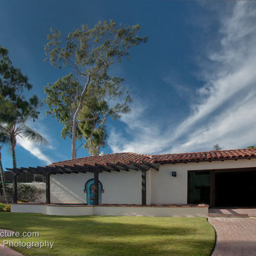 Historically Sensitive Remodel of a 1929 Richard Requa