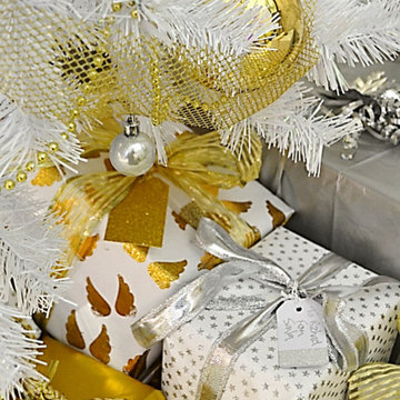 Ideal Home Christmas Show "A Touch of Frost" Roomset