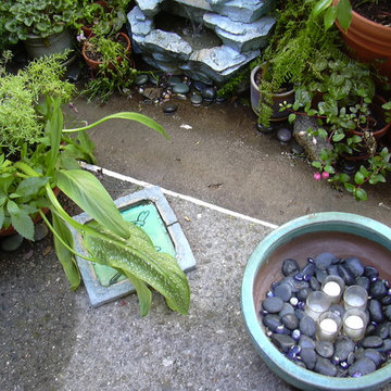 Small Back Patio Oasis - View 13